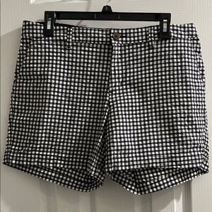 Womens Old Navy  Black and White Checkered Shorts